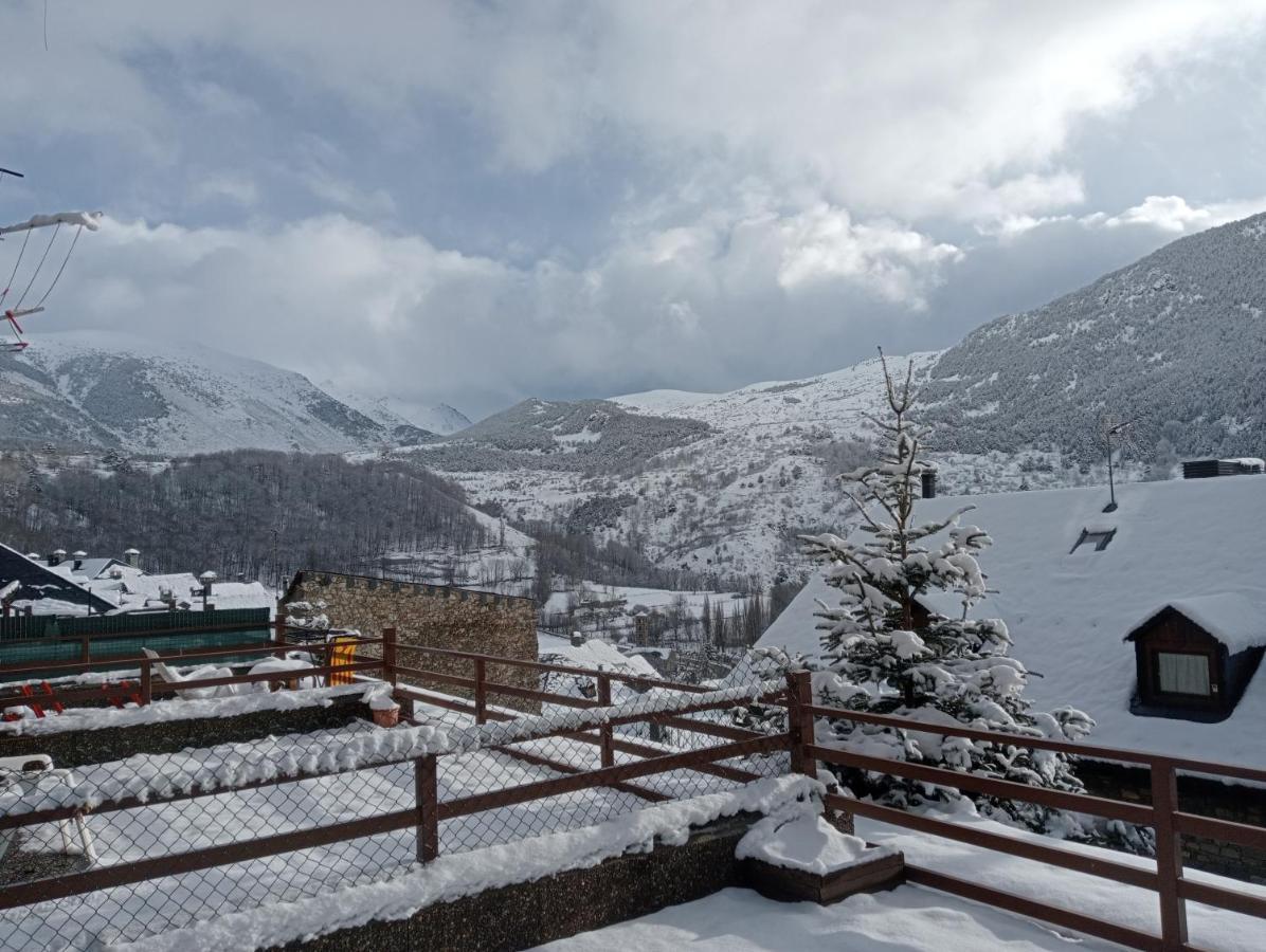 Apartamento Con Terraza Y Vistas Panoramicas En Tauell Leilighet Eksteriør bilde