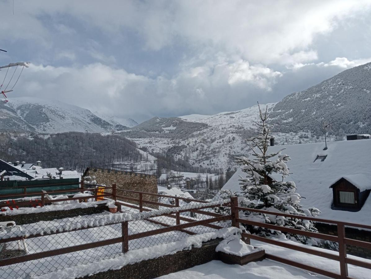 Apartamento Con Terraza Y Vistas Panoramicas En Tauell Eksteriør bilde